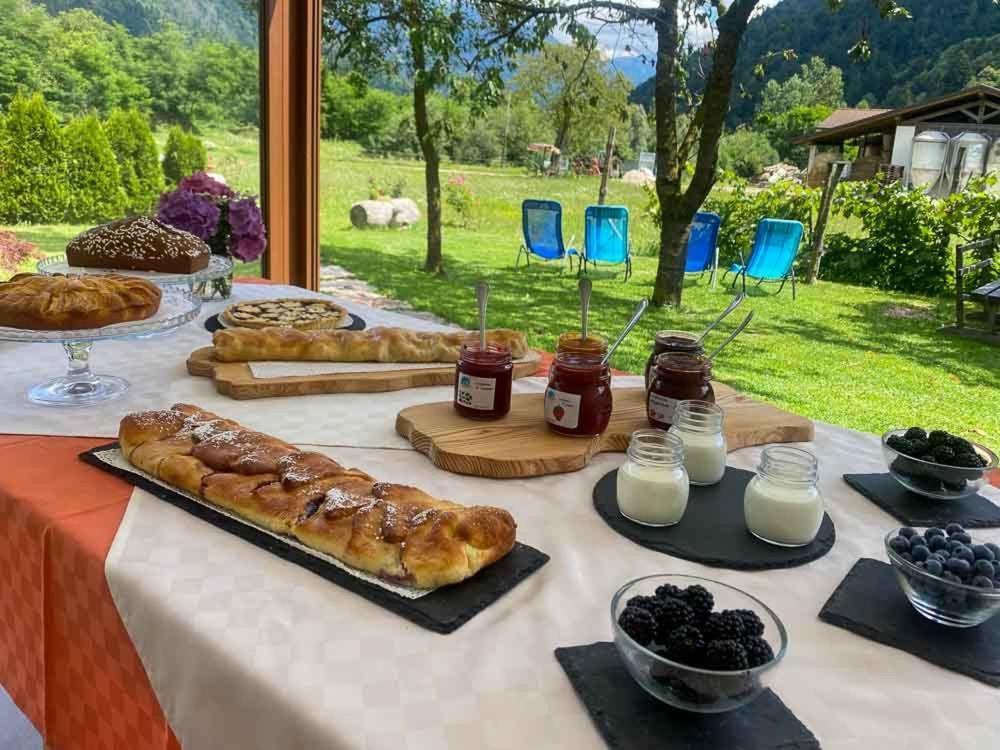 Agriturismo Fattoria Dalcastagne Torcegno Eksteriør bilde